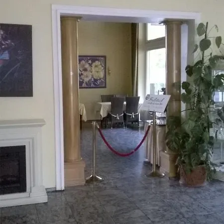 Eden Am Kurpark Hotel 3*