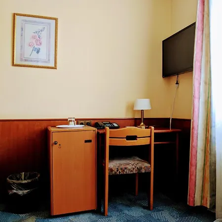 Eden Am Kurpark Hotel 3*