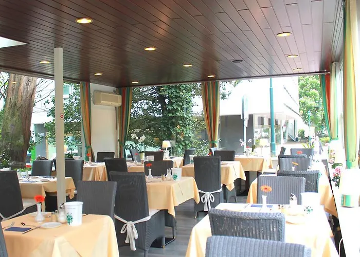 酒店 Eden Am Kurpark 波恩