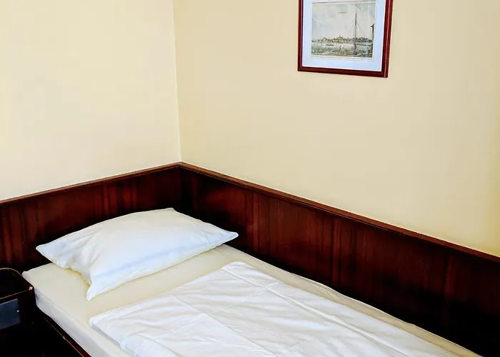 Eden Am Kurpark Hotel Bona